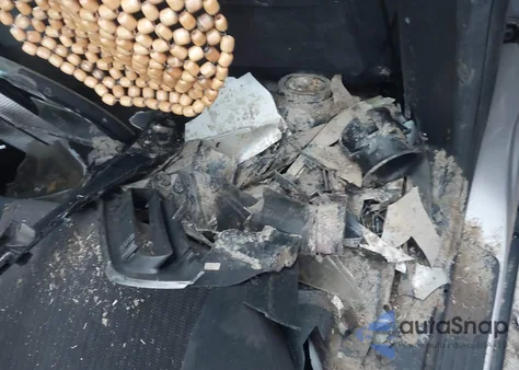 2003 Honda Accord 2.4 Lx z USA, uszkodzony, nr VIN 1HGCM56393A103045